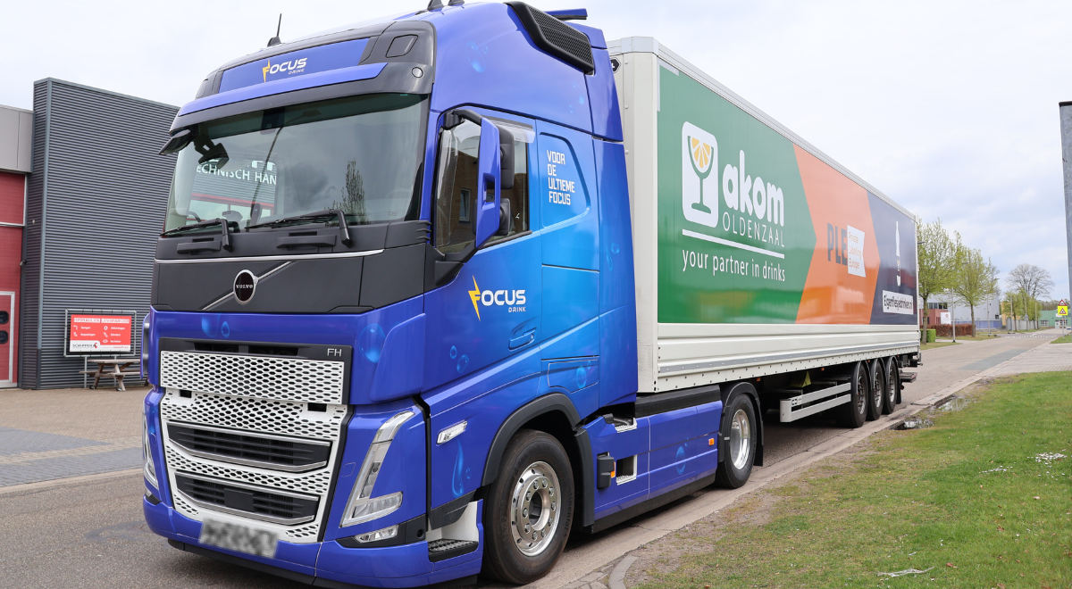Nieuwe truck voor het wagenpark van AKOM